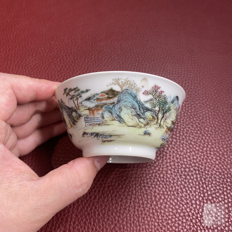 清乾隆 粉彩山水楼阁图杯 - 图4